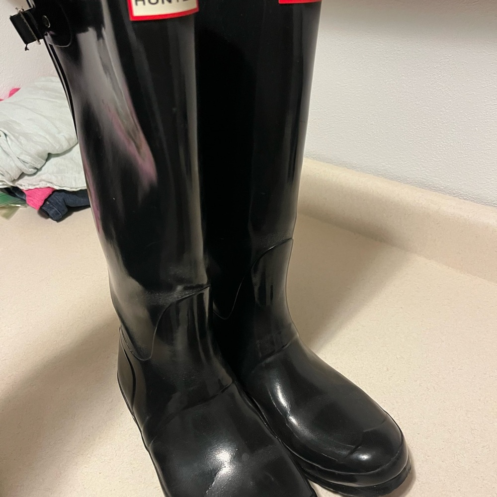 Hunter Glossy Black Boots